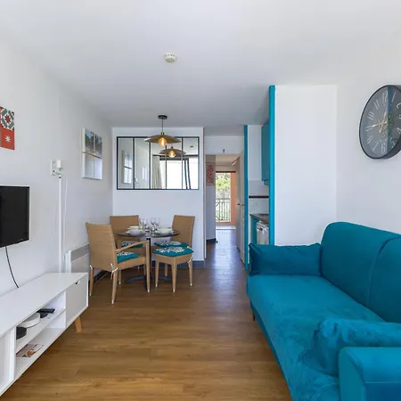 Blue View - Terrace With Sea View, Pool, Air Conditioning