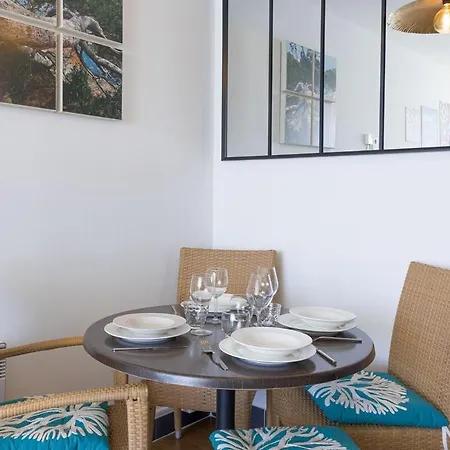 Blue View - Terrace With Sea View, Pool, Air Conditioning