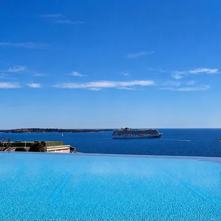 Blue View - Terrace With Sea View, Pool, Air Conditioning Apartment
