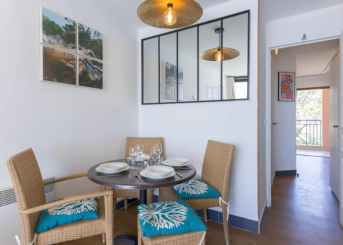 Apartament Blue View - Terrace With Sea View, Pool, Air Conditioning *