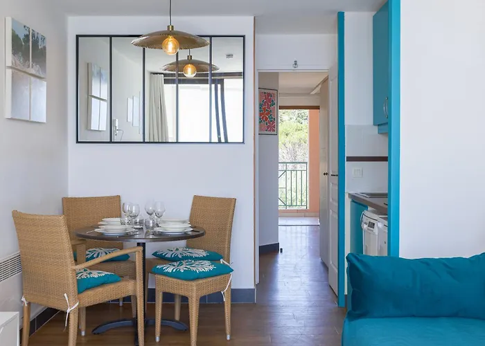 Apartament Blue View - Terrace With Sea View, Pool, Air Conditioning *