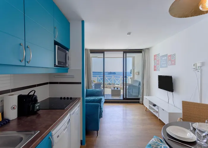 Blue View - Terrace With Sea View, Pool, Air Conditioning Cannes