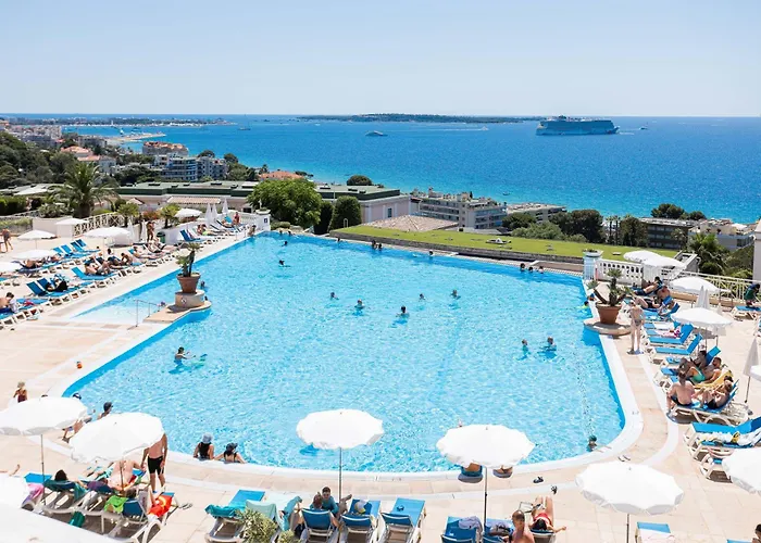 Blue View - Terrace With Sea View, Pool, Air Conditioning Cannes