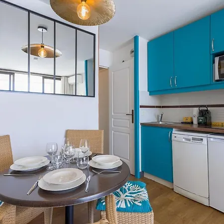 Daire Blue View - Terrace With Sea View, Pool, Air Conditioning *